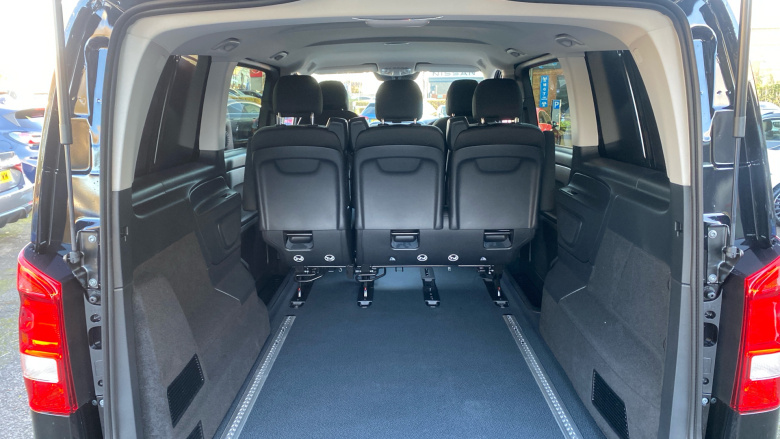 Mercedes-Benz Vito L2 Diesel Rwd 116CDI Pro Crew Van 9G-Tronic